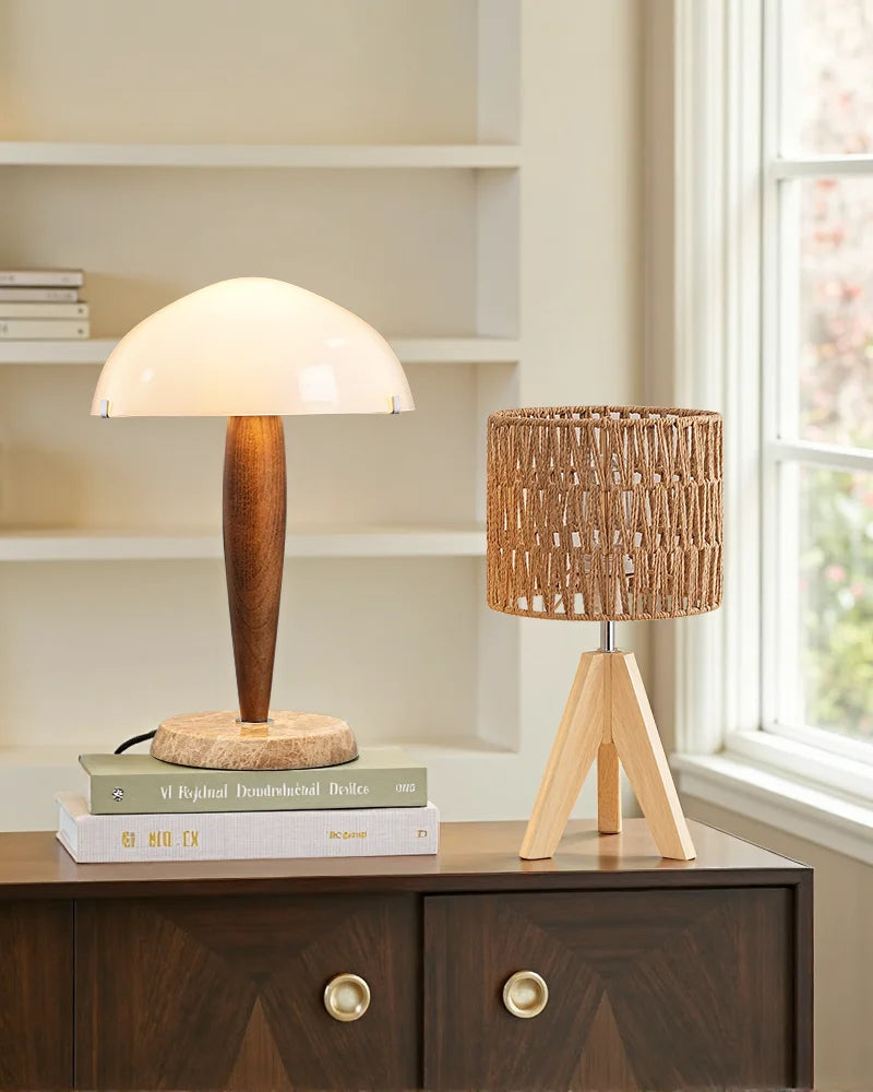 Mid-century-table-lamps-on-the-table