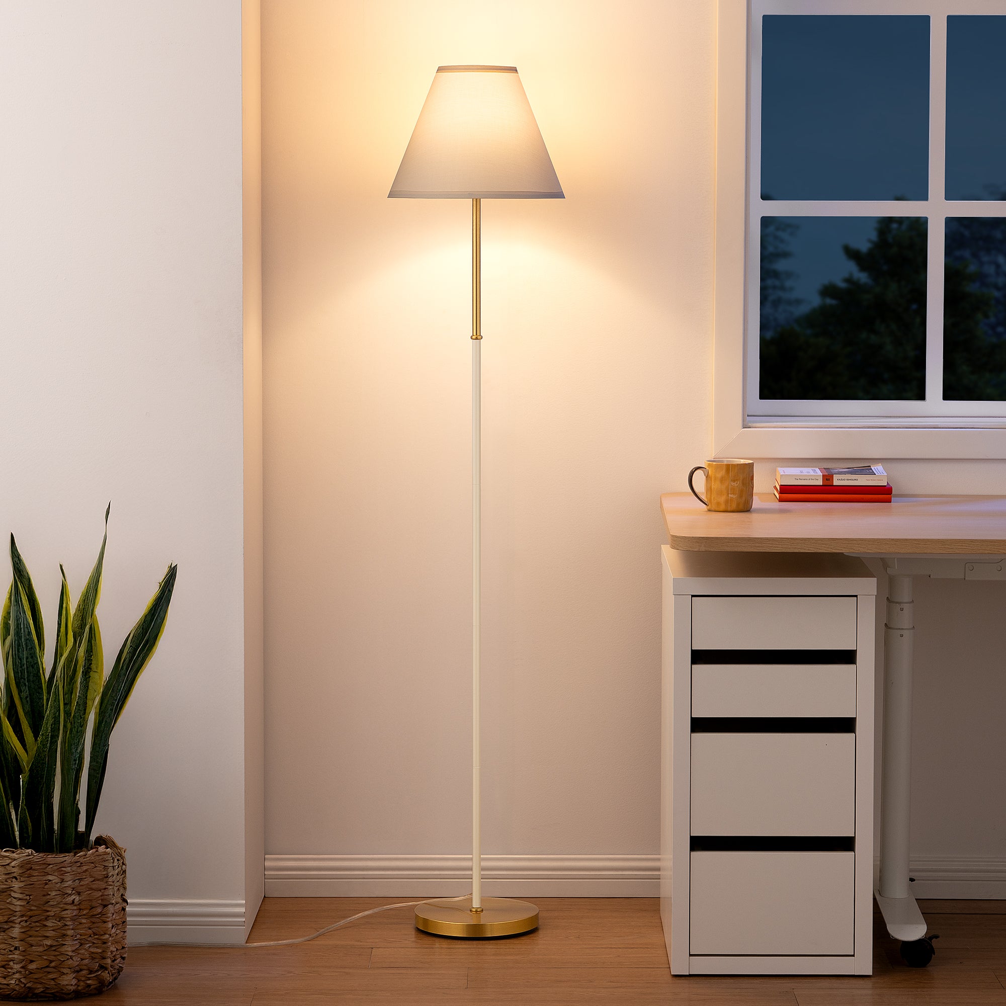 62" Tall Retro Traditional Floor Lamp with Linen Shade