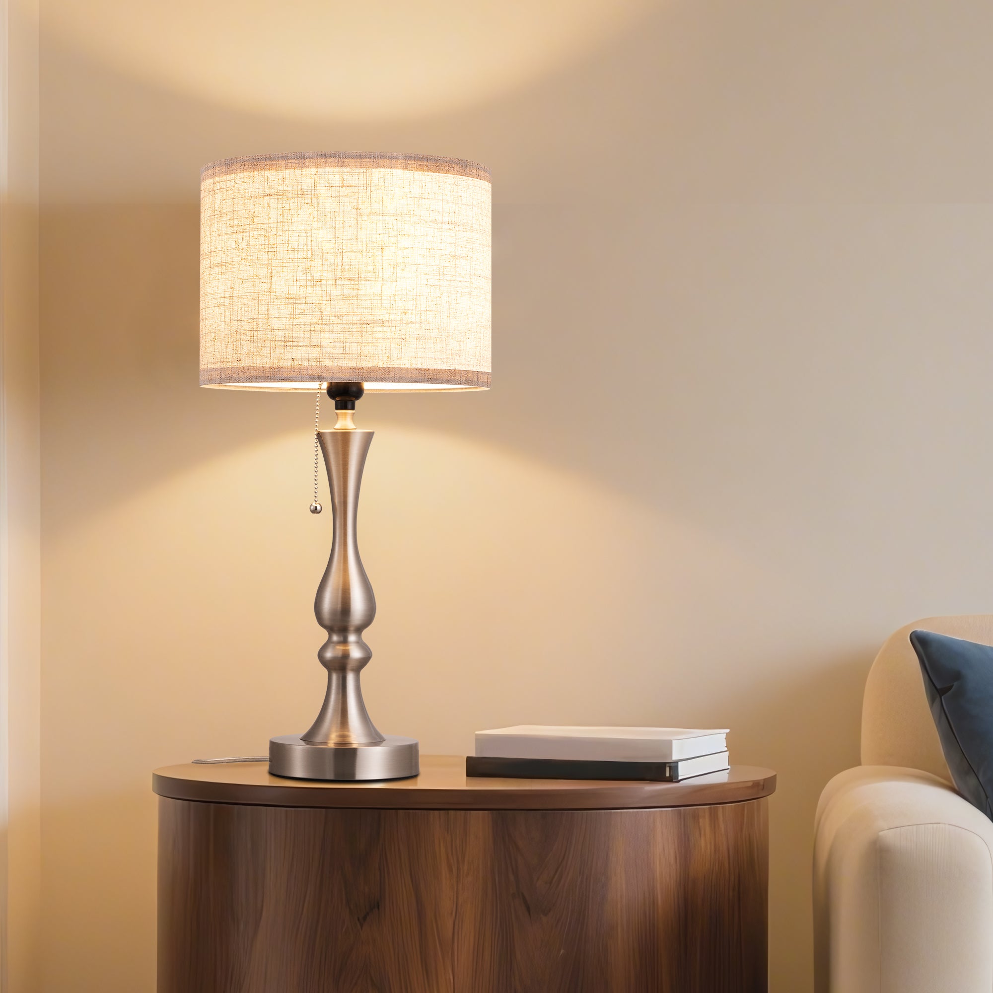 Luxe Traditional Table Lamp with Linen Drum Shade & Pull-Chain Switch