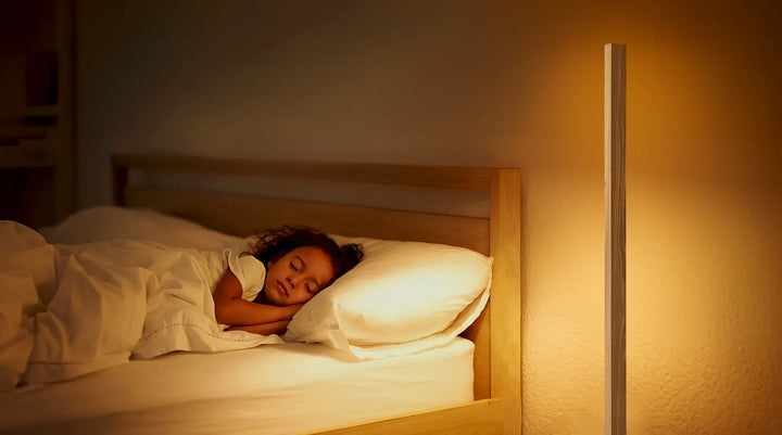Minimalist Wood Corner Floor Lamp-HBFL02V-HFLK02V-HLFL02V